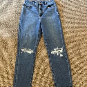 Curvy high rise mom jeans size 6